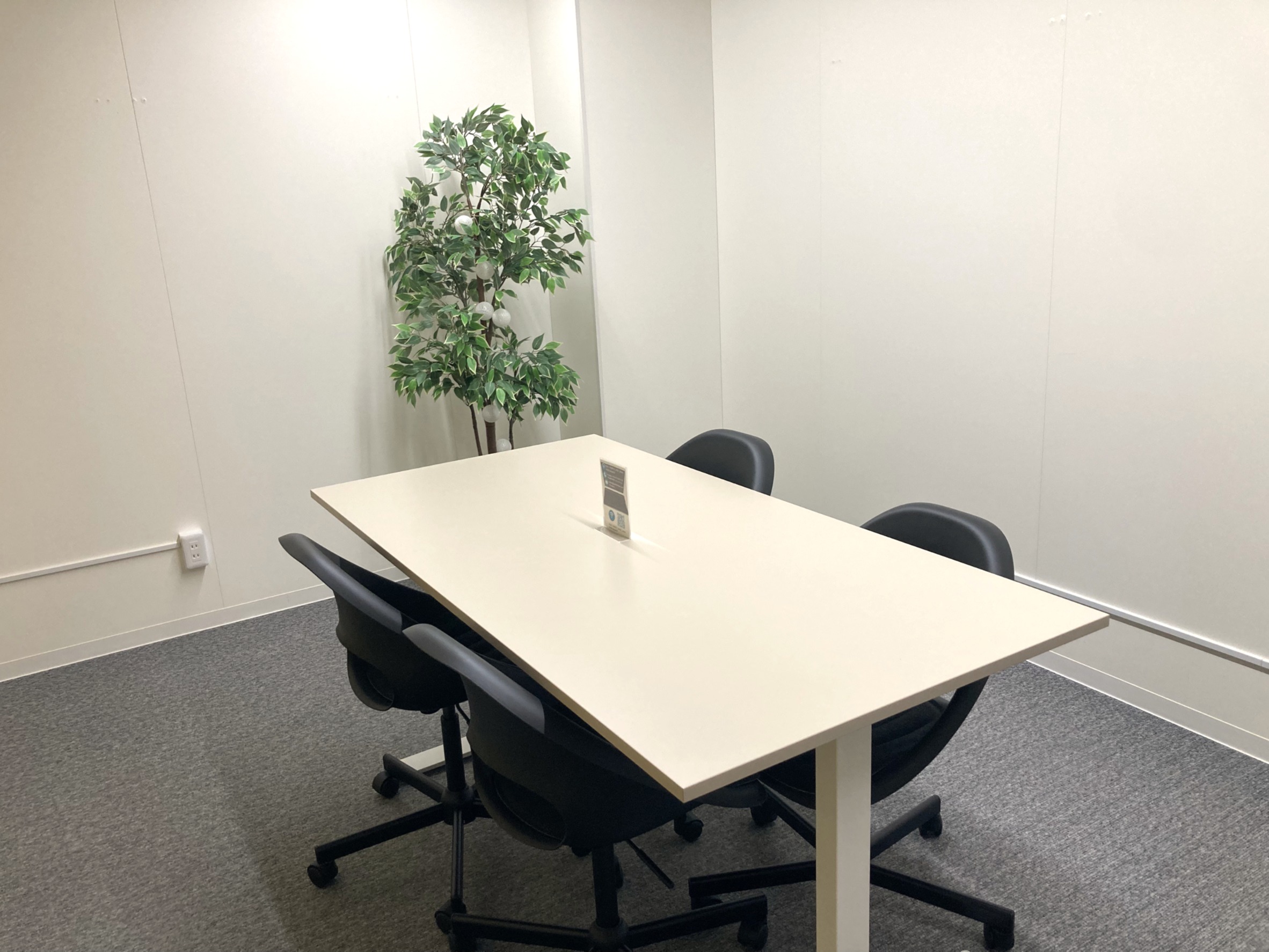 レンタルオフィスD